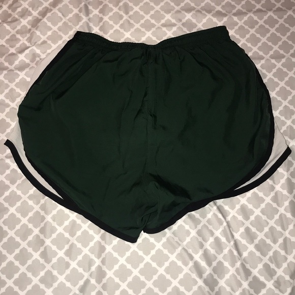 Nike Shorts - Picture 2 of 3
